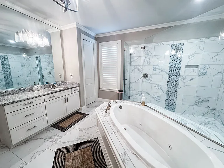 452 Tender Oaks Ln N — Photo 14