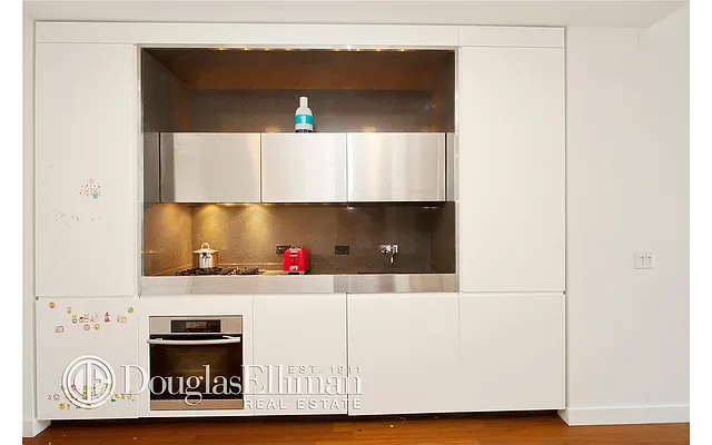 Rented by Douglas Elliman | media 29