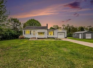 615 Gregory Pl, Jackson, MI 49202