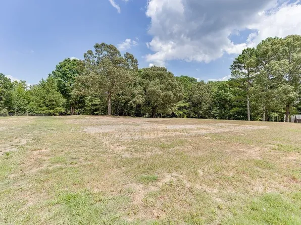 5755 Kennedy Rd #7, Suwanee, GA 30024