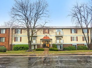 8380 Brockham Dr #29/80J, Alexandria, VA