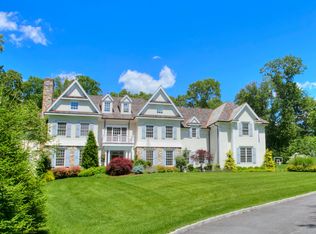 23 Llewellyn Dr, New Canaan, CT 06840