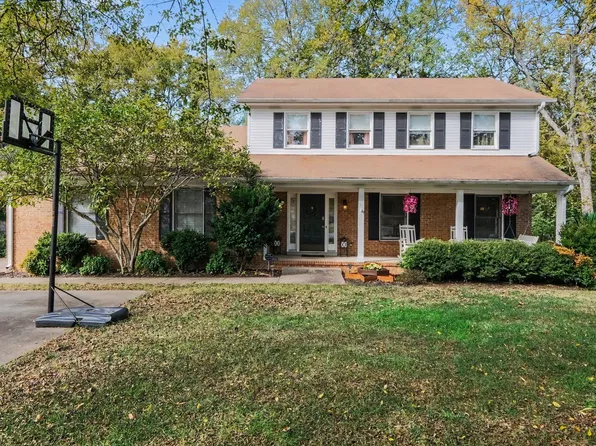 1460 Haynes Dr, Murfreesboro, TN 37129