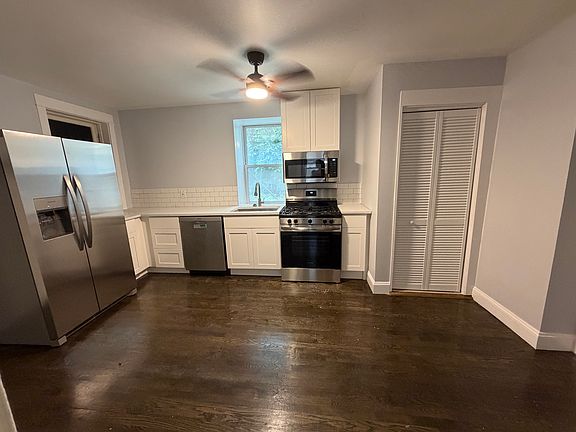 2nd image of 2947 N Springfield Ave