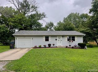 907 Chicago St, Greenville, IL 62246