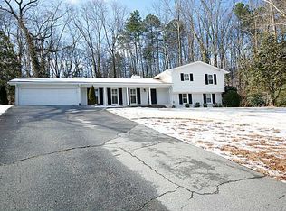 6450 Bridgewood Valley Rd, Sandy Springs, GA 30328