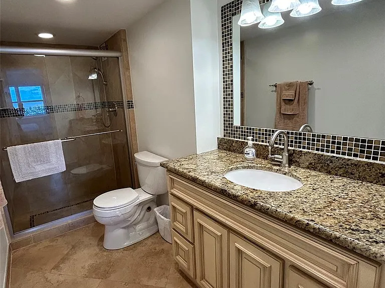 1200 Hibiscus Ave #702 — Photo 24