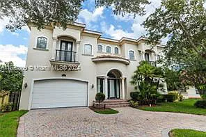5 bed, 4.0 bath, $5,499 — Photo 2