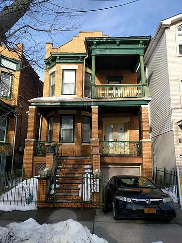 40 Gardner Ave #2 Photo 1