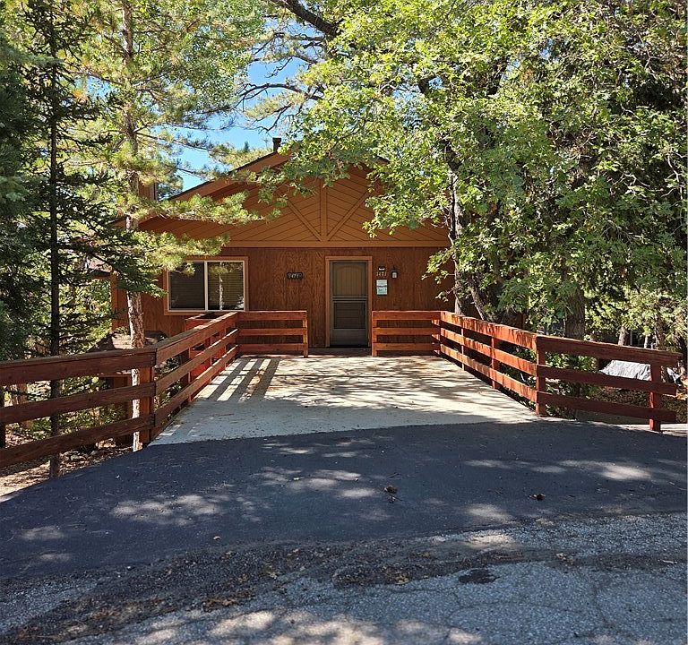 1st image of 1471 Rockspray Dr