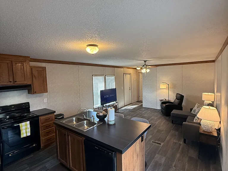 14431 Stephens Rd — Photo 33