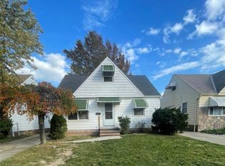 849 E 218th St, Euclid, OH 44119