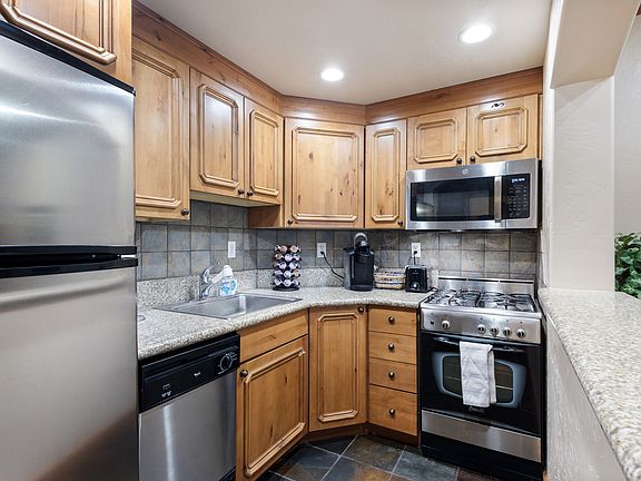 5th image of 840 Bigler Ln APT 225