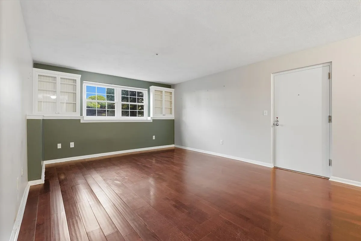 2 bed, 860 sqft, $2,150 — Photo 4