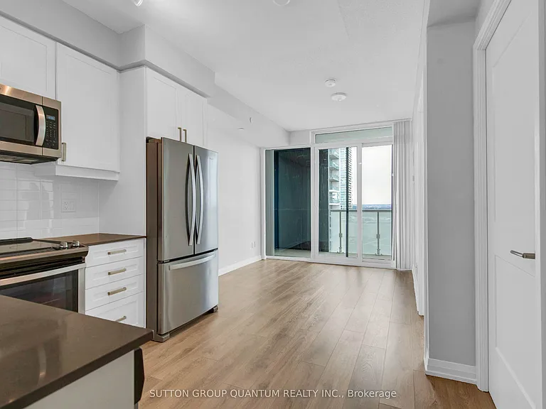 7895 Jane St #1712 — Photo 10