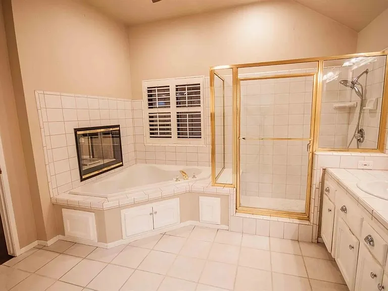 1838 E Shea Dr — Photo 20