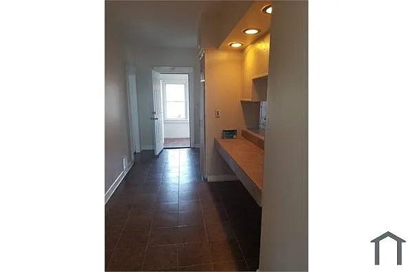 Building Photo - 12455 S Parnell Ave #2