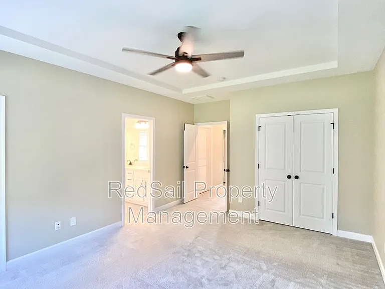 2000 Laycock Ln #102 — Photo 15