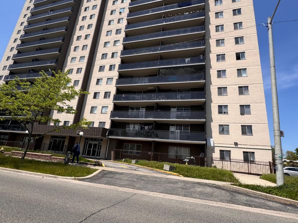60 Stevenson Rd #501, Toronto, ON M9V 2B4