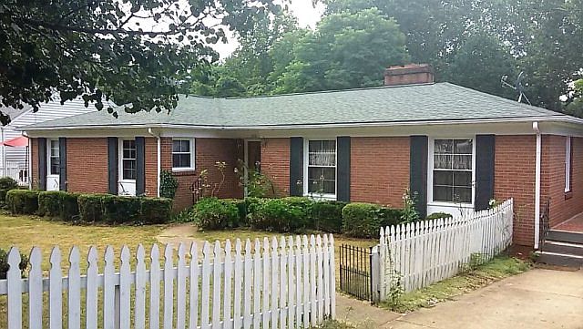 1st image of 706 Auburn Pl