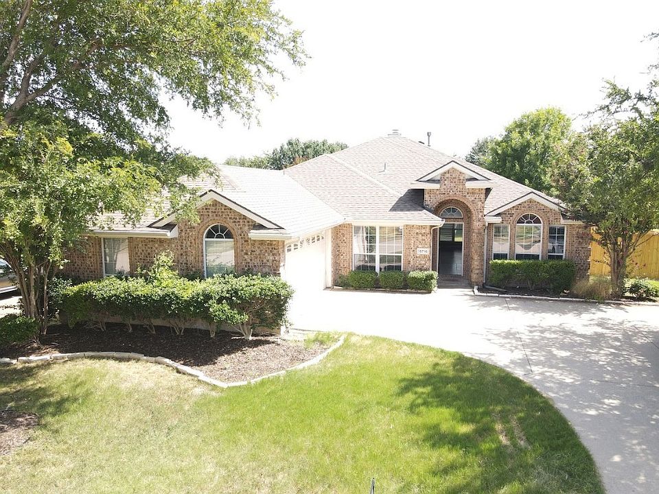 1st image of 15715 Durango Dr