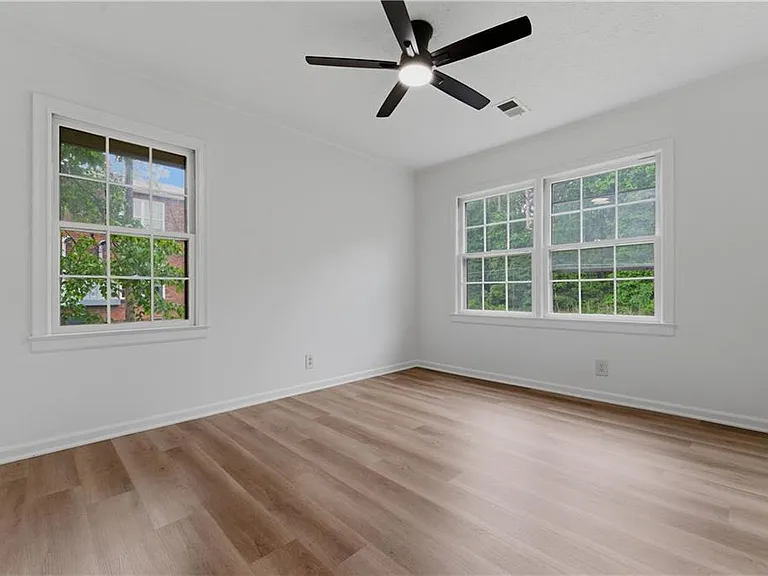 393 Old Acworth Rd — Photo 16