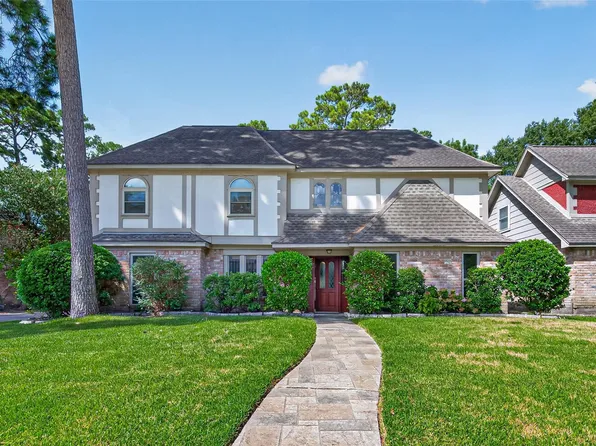 18715 White Candle Dr, Spring, TX 77388