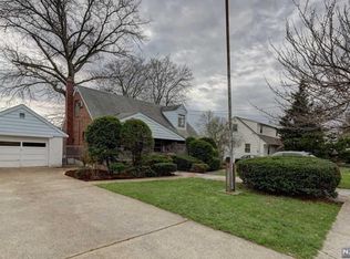 370 Farnham Ave, Lodi, NJ 07644