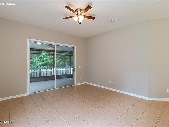 4th image of 2331 Caney Oaks Dr