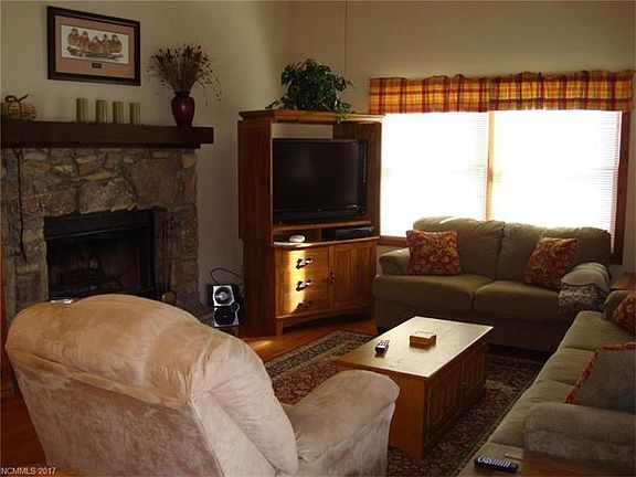 5th image of 904 Eagles Nest Ct #904