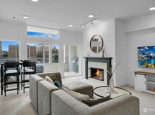 526 1st Ave S APT 419, Seattle, WA