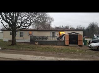 820 1/2 W 3rd St, Erie, PA 16507