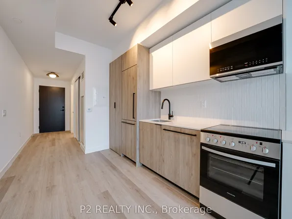 1635 Military Trl, Toronto, ON