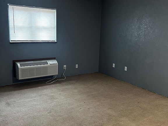 2nd image of 51 Hazel St #4