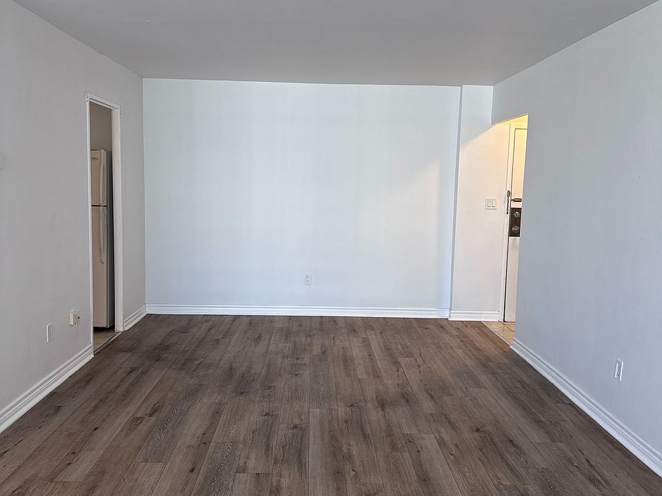 1st image of 5 Massey Sq #2801