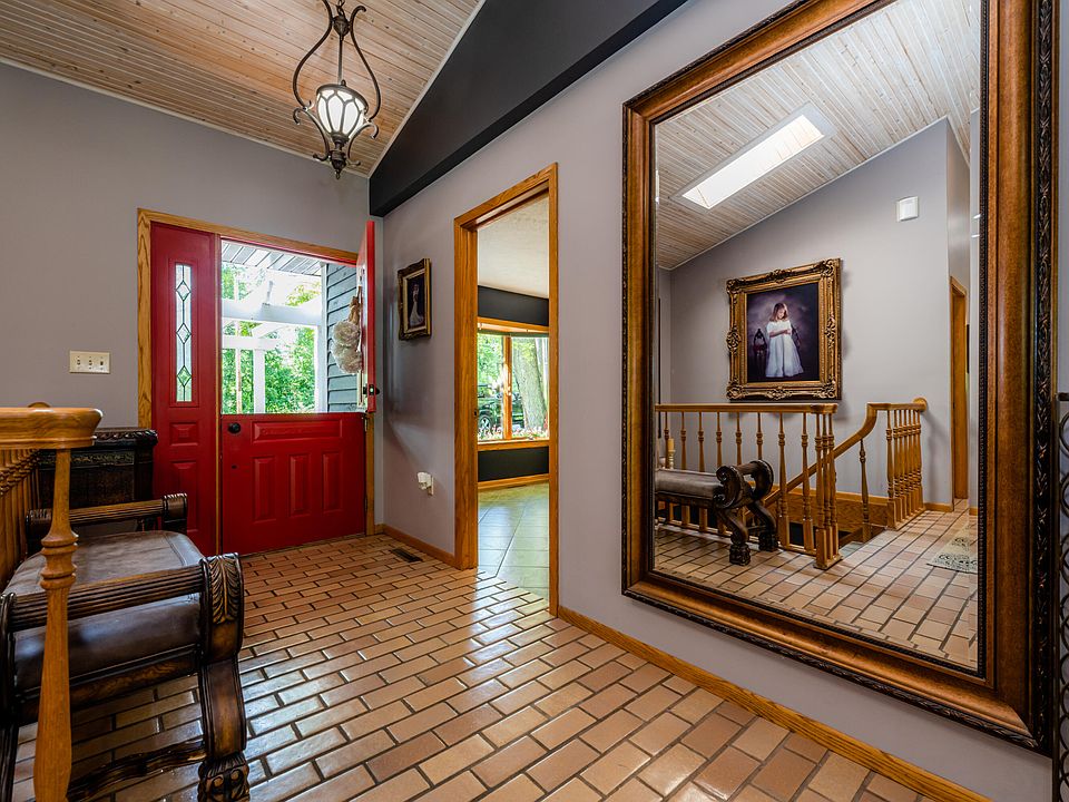 10081 Singer Lake Rd, Baroda, MI 49101 Zillow