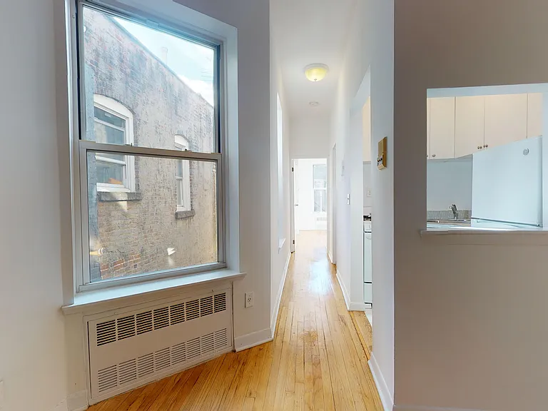 212 E 85th St #5C — Photo 3