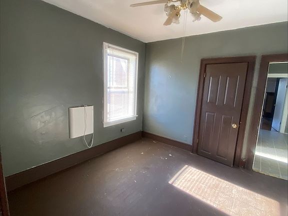 4th image of 4248 N Euclid Ave #2F