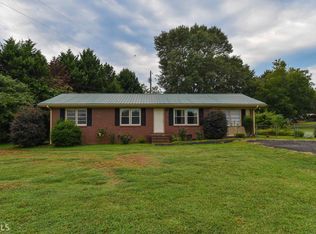 67 Yarbrough Rd, Hull, GA 30646