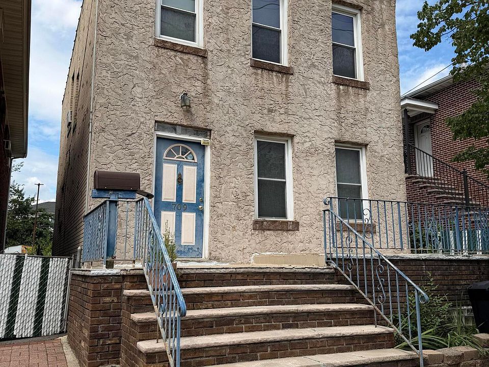 1st image of 709 Stuyvesant Avenue