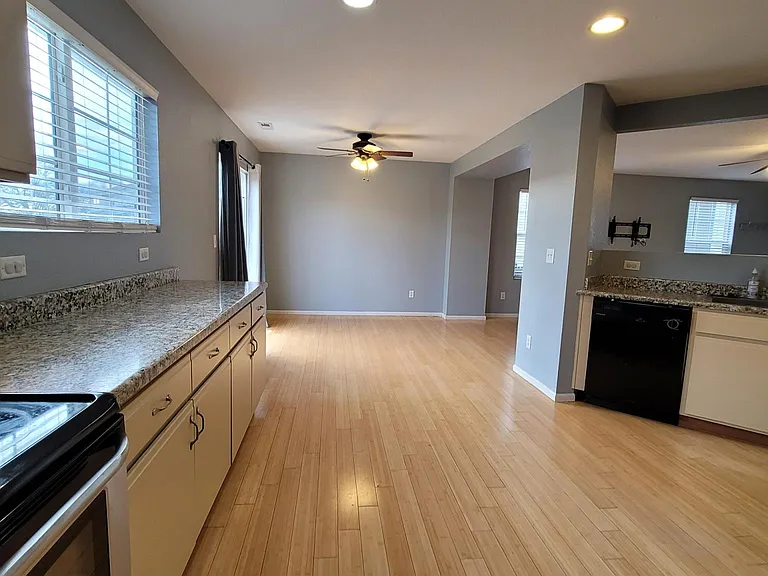 8035 S Kalispell Way — Photo 12