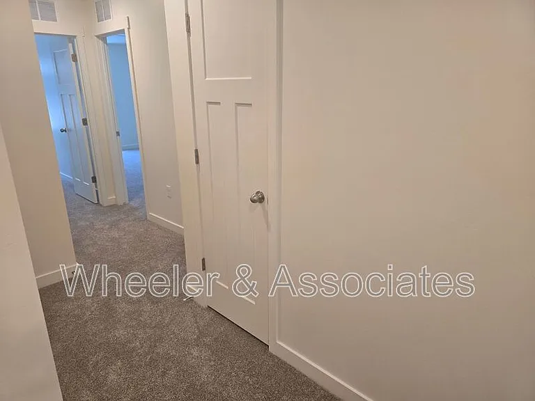 448 W 1080 S — Photo 11