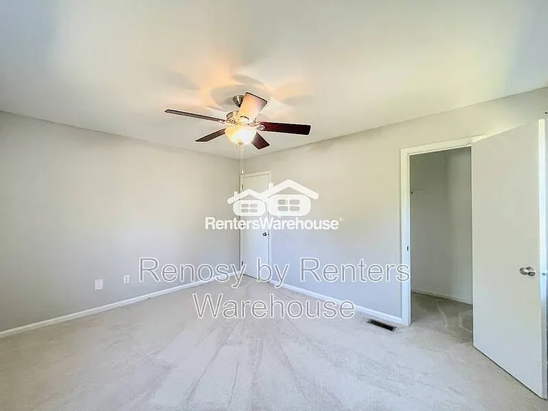 26 Garfield Dr — Photo 12
