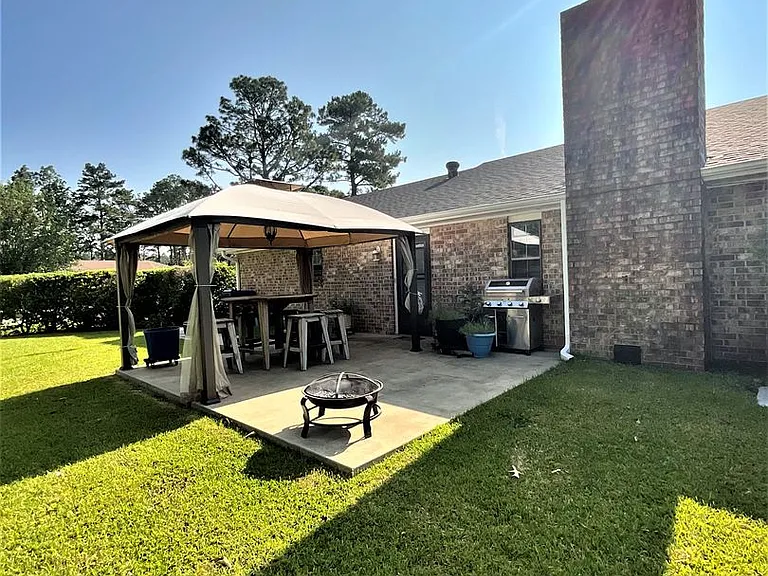 1625 Brookhaven St — Photo 2