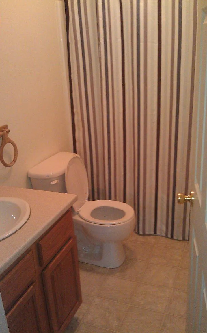 2 bed, 900 sqft, $1,550 — Photo 2