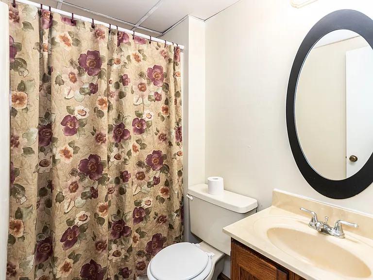 91 Elk Run Dr — Photo 31