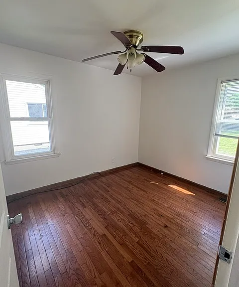 1176 Hawthorne Ave — Photo 14