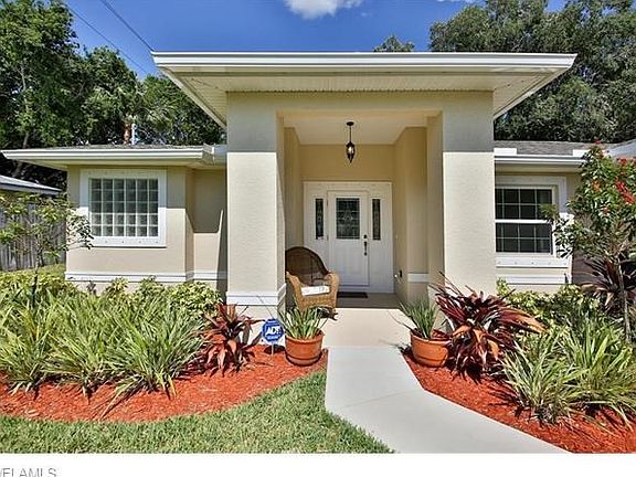 2nd image of 6357 Saint Andrews Cir S