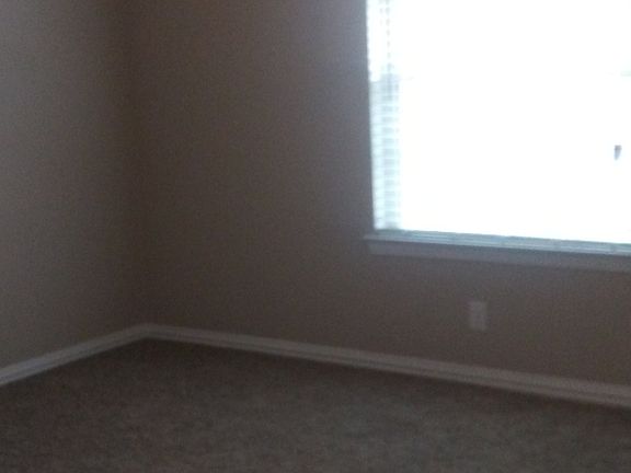 4th image of 3638 W Waco Dr