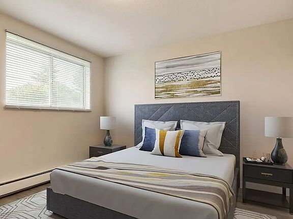 5th image of 1910 Upland Dr SE #304